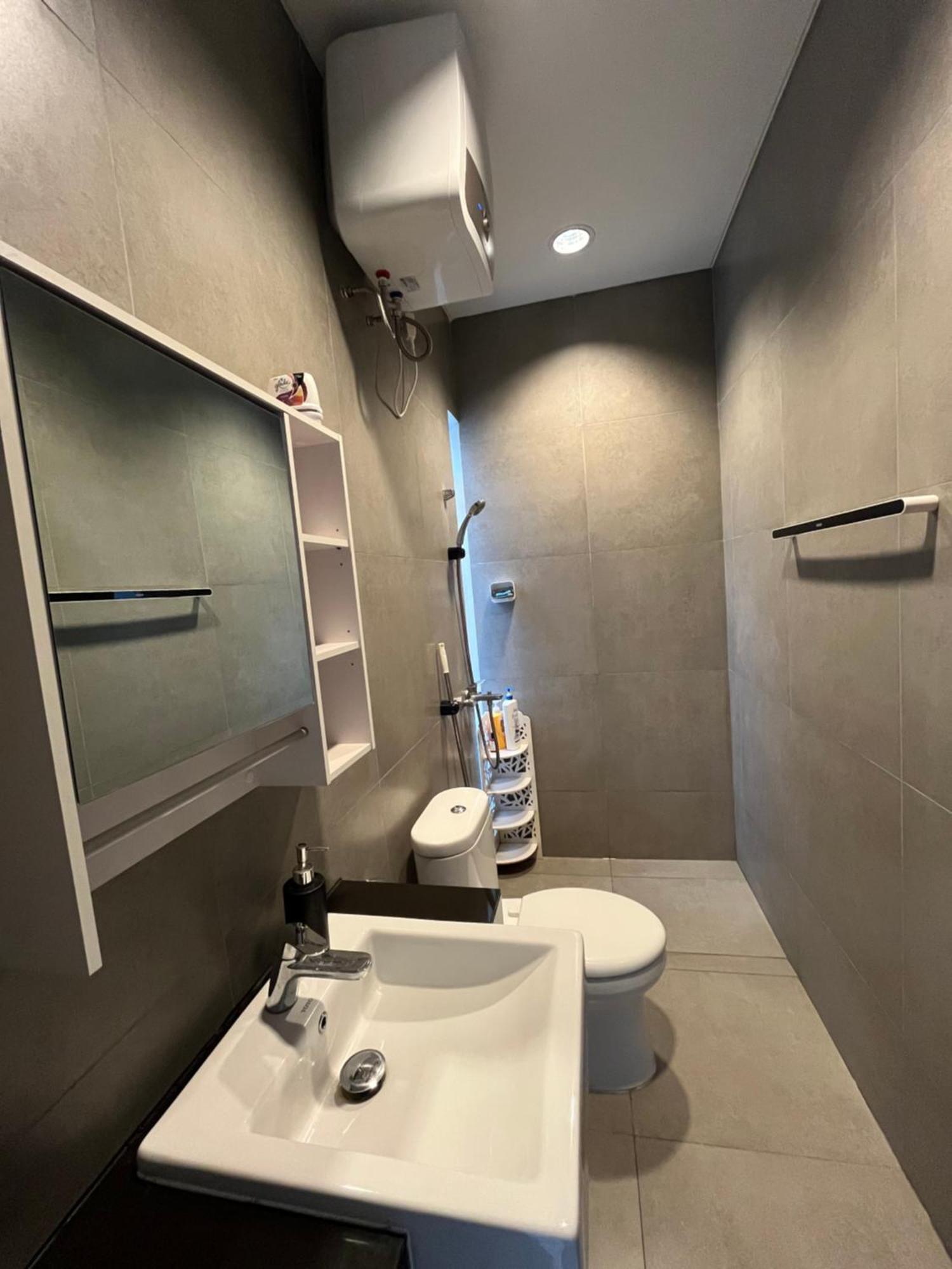 2 Floor Cozy House In Wisteria Jakarta Garden City Luaran gambar