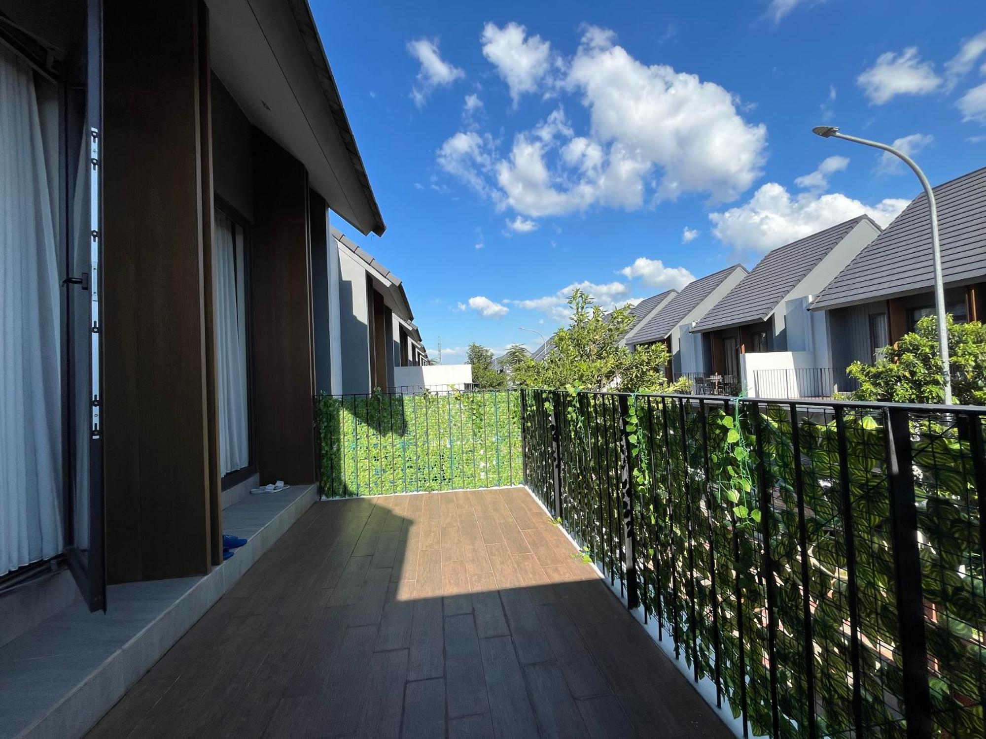 2 Floor Cozy House In Wisteria Jakarta Garden City Luaran gambar